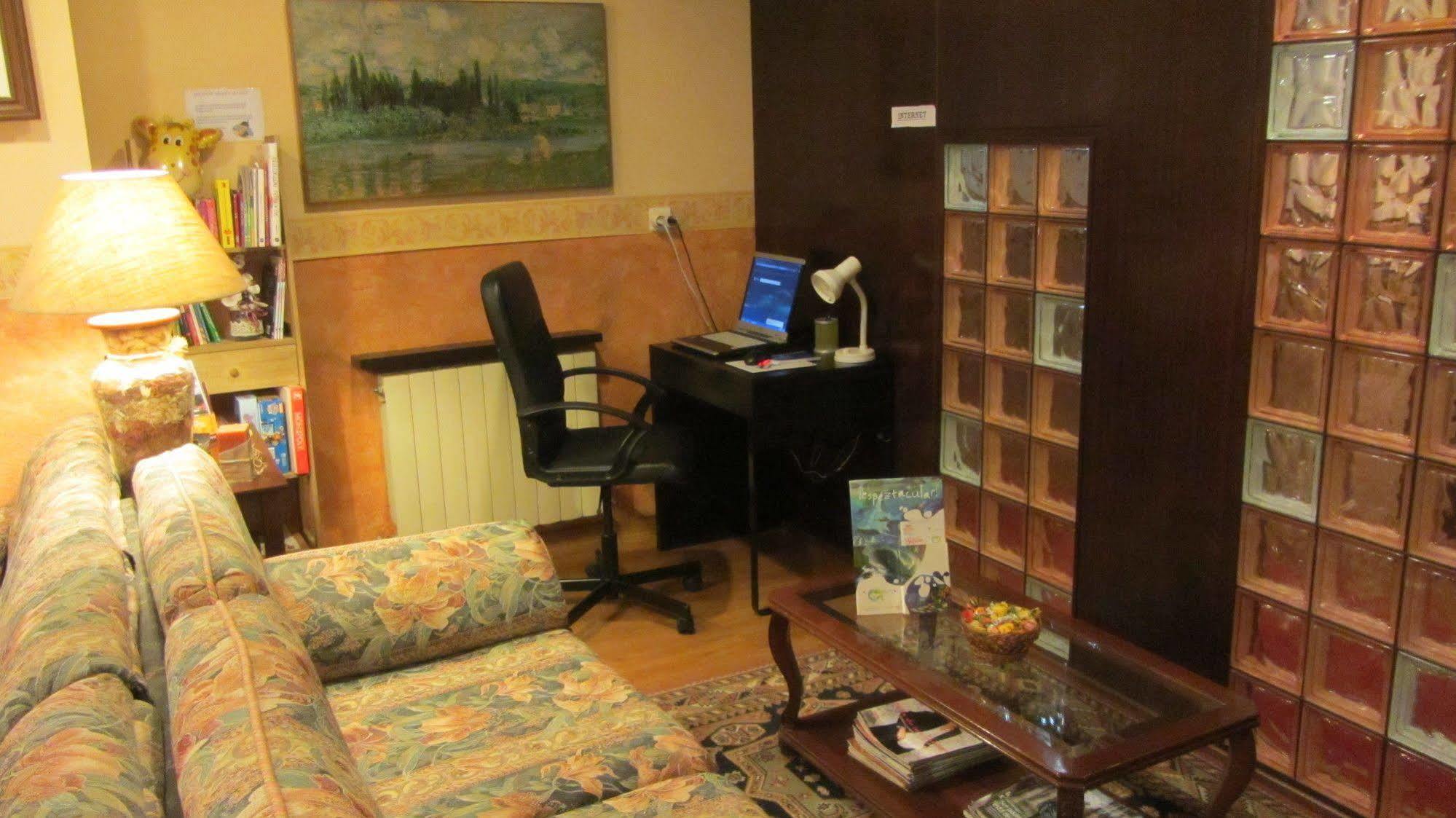 Hotel Bahia Хихон Екстериор снимка