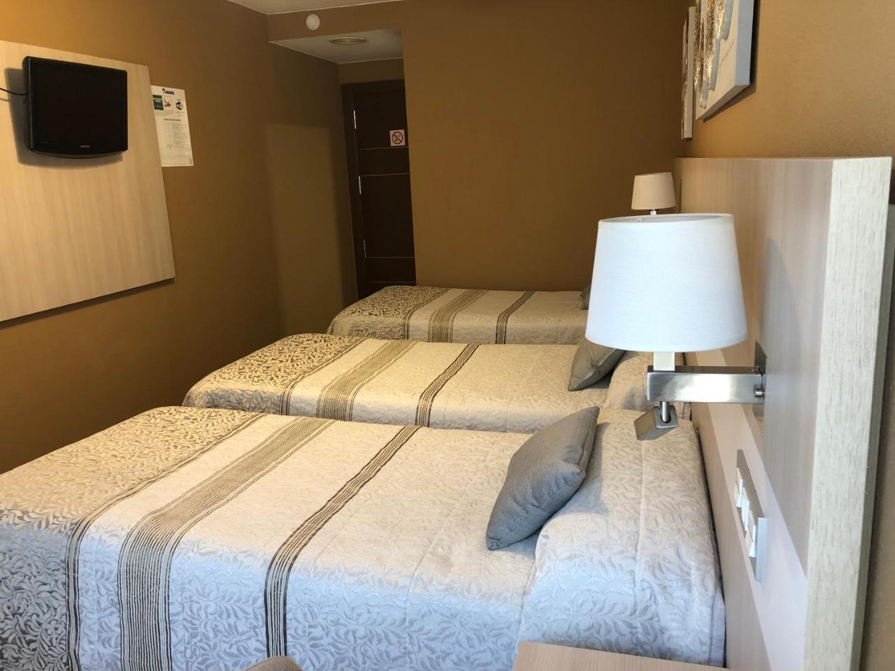 Hotel Bahia Хихон Екстериор снимка