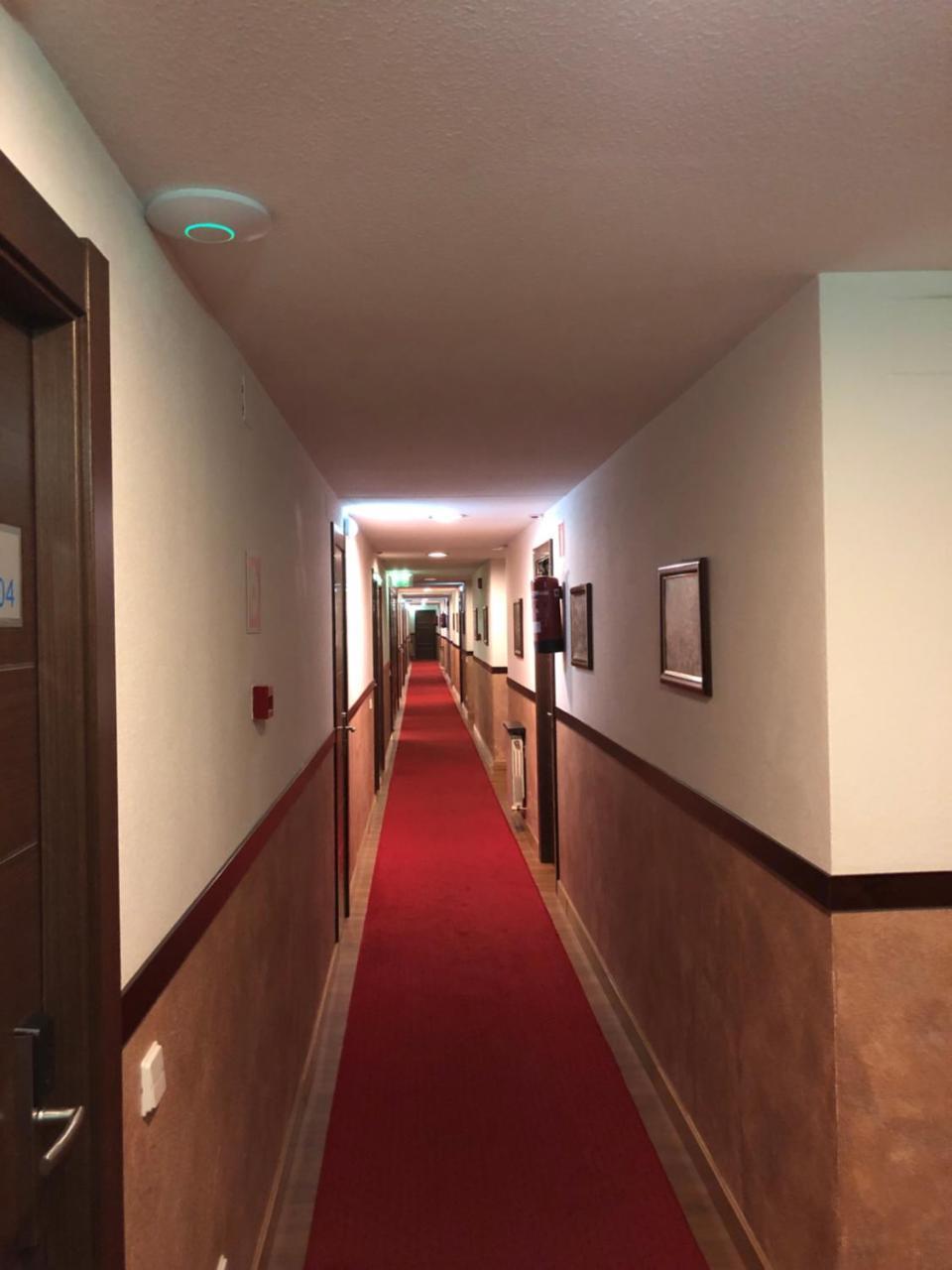 Hotel Bahia Хихон Екстериор снимка